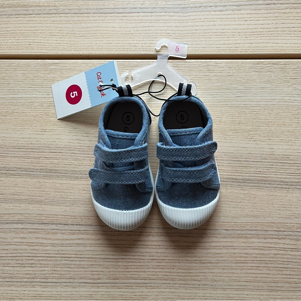 Cat & Jack Light Blue Sneaker | Size 5 | NWT